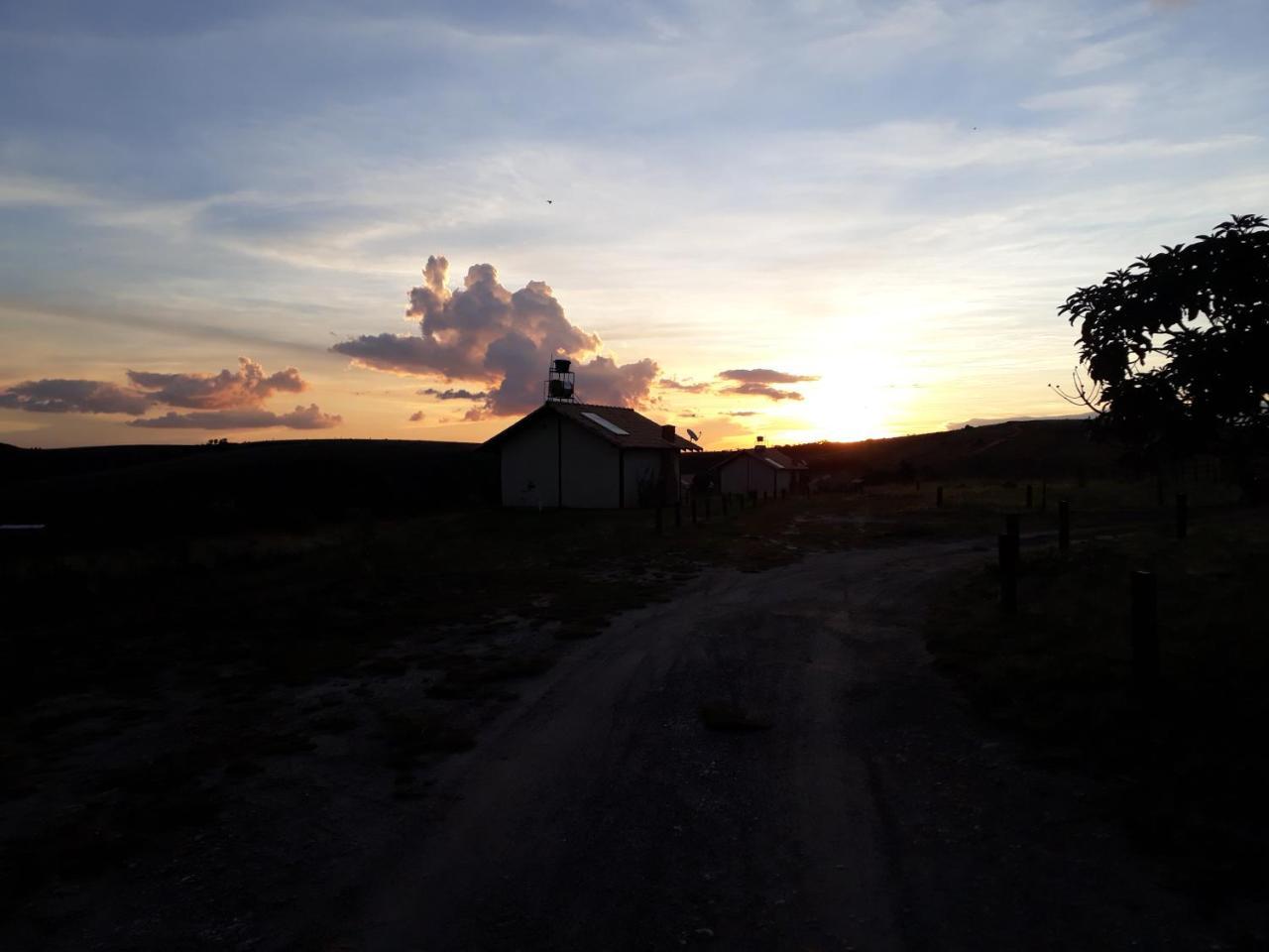 Pousada Gaya Carrancas Luaran gambar